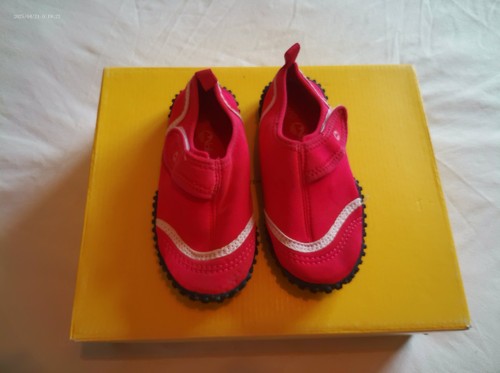 Girls size lakeland - 11.5,