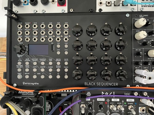 Erica black sequencer - black,