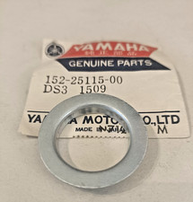 NOS Yamaha YR5,RD250,RD350,RD400,TZ350,YDS2,YDS3,R/W flanged spacer,152-25115-00