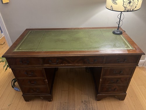 Vintage dark wood partners - vintage,