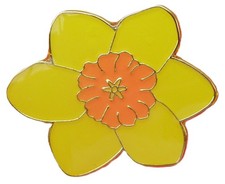 Yellow daffodil pin badge - yellow,