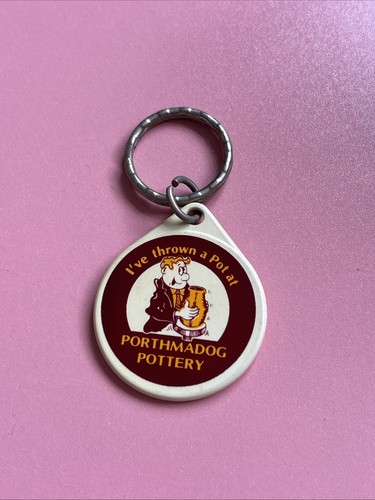 Porthmadog pottery keyring - pottery,