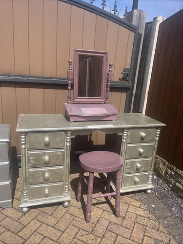 Solid pine dressing - pine, table