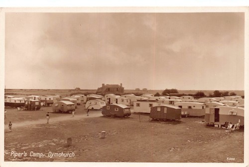 Postcard dymchurch piper - , piper's