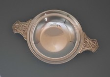 STERLING SILVER QUAICH WITH CELTIC DESIGN HANDLES - HALLMARKED LONDON 1941