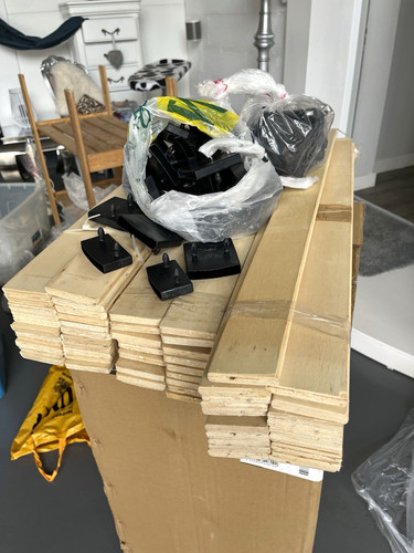 Bed slats and brackets