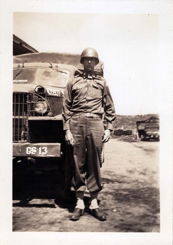 Ww2 photo soldier gmc - by,