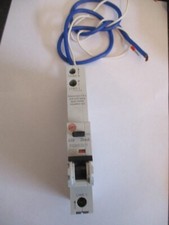 WYLEX C32 32 AMP 30mA PSBS32/1 SINGLE POLE RCBO CIRCUIT BREAKER.(RECENT MODEL)