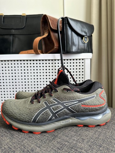 Size asics gel - 10, nimbus