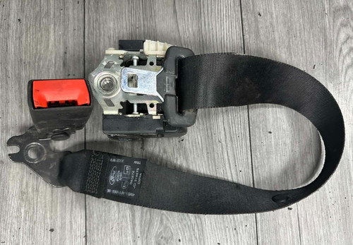 Genuine ford focus mk2 - ✅,