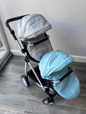 Deluxe Twin Dolls Tandem Pram