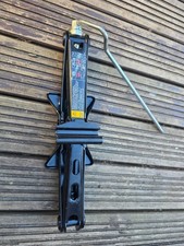 VOLVO C30 S40 V50 CAR JACK