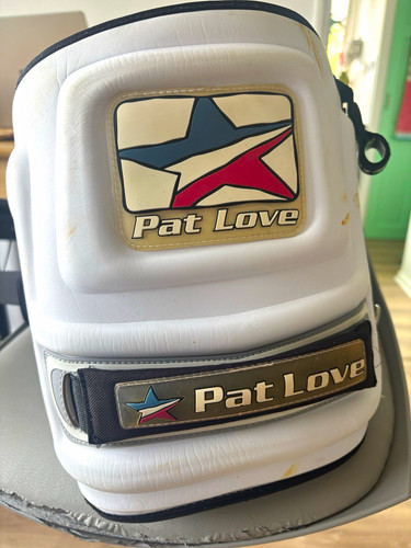 Pat love kitesurfing - pat,
