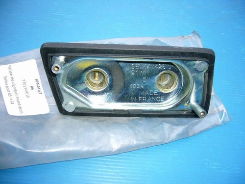 Right front turn signal base - front,
