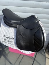 17.5 Black Harry Dabbs Jump saddle 8 inch d to d  Medium