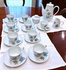 NORITAKE WILD IVY CLASSICAL COFFEE SERVICE of 9 SETTINGS EXCELLENT CONDITION