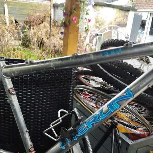 Merlin malt mountain bike - mountain,