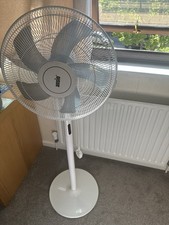 ANSIO Pedestal Fan with Remote Control 3 Blades 8 Speed Level White USED