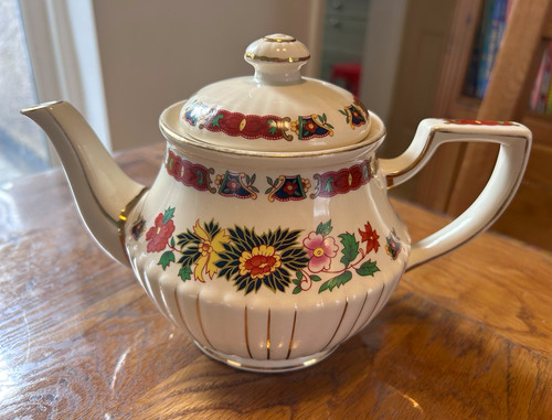 Vintage sadler teapot - teapot, floral