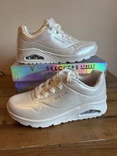 Skechers Street Los Angeles