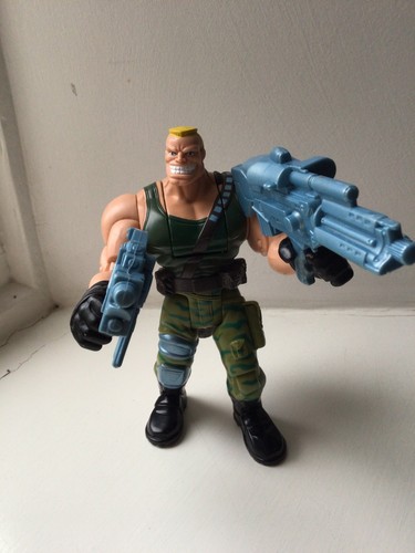 Small soldiers brick - small,