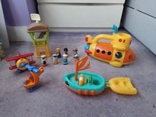 Happyland Submarine, Boat For