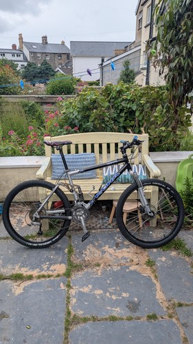 Classic early 2000s kona - 2000s,