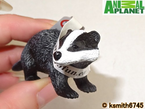 Mojo animal planet badger - planet,