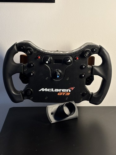 Fanatec qr1 wheel wall - wheel,