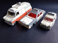 VINTAGE DINKY TOYS POLICE
