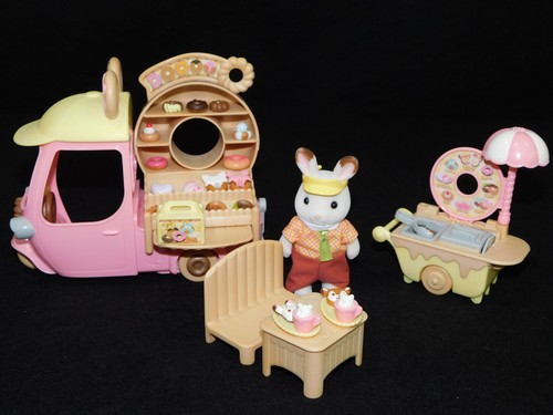 Sylvanian families dip - families,
