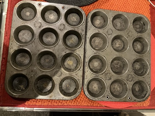 Vintage bun tins - bun,