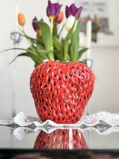 Unique Design Strawberry Vase