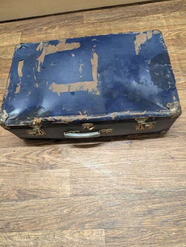 Old vintage suitcase cardboard