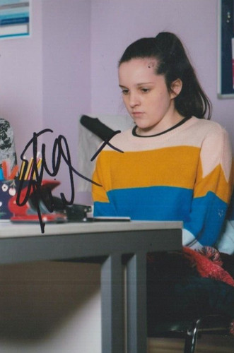 Elle mulvaney hand - , **hand