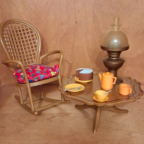 Vintage sindy rocking chair - vintage,