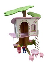 ELC Early Learning Centre Rosebud Wooden Tree Doll House With People Figures