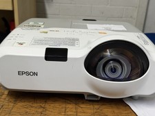 Epson EB-H447B Short-throw XGA