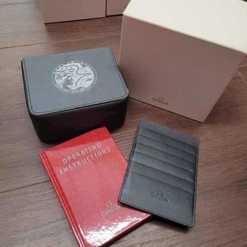 Omega speedmaster box - speedmaster,