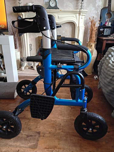 Blue wheel rollator walker - 4-wheel,