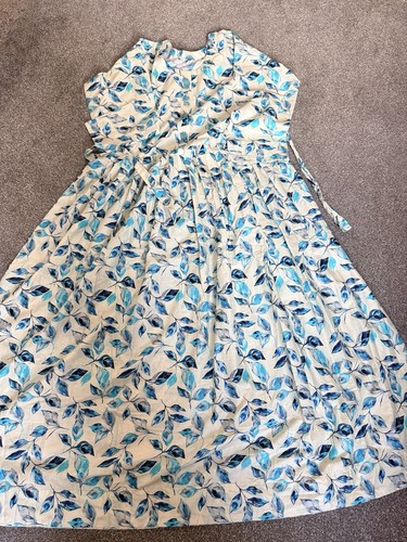Pakistani dress salwar kameez - pakistani,
