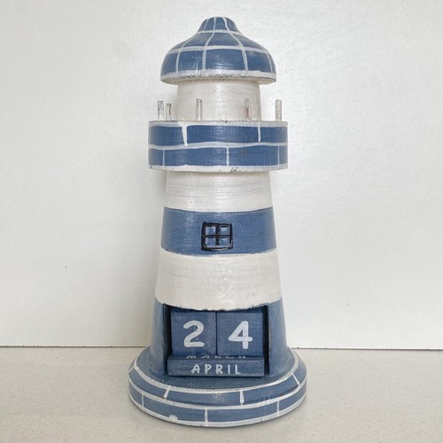 Wooden perpetual lighthouse - perpetual,