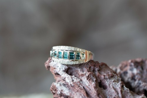 Blue white diamond 9k - blue,