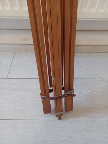 Reeves tripod wooden picture - wooden,
