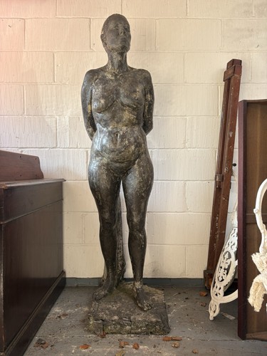 Life size female fondu - a,