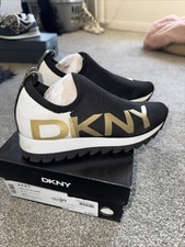 DKNY Women's Azer Slip On