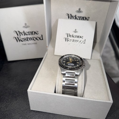 Vivienne westwood time - vivienne, machine