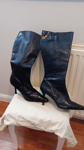 Black snake skin boots - boots, 8