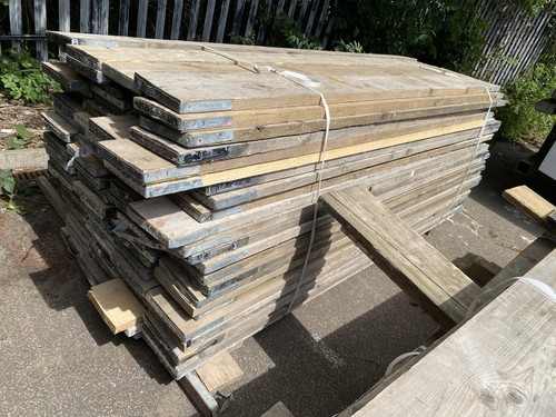 Scaffold boards used - scaffold,