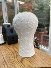 Vintage Waterford The Gardens Of Powerscourt Large Vase Stunning